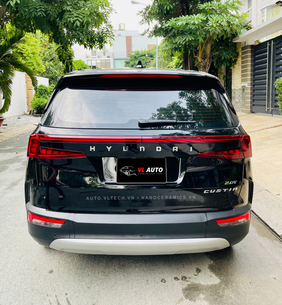 Phim cách nhiệt Hyundai Custin