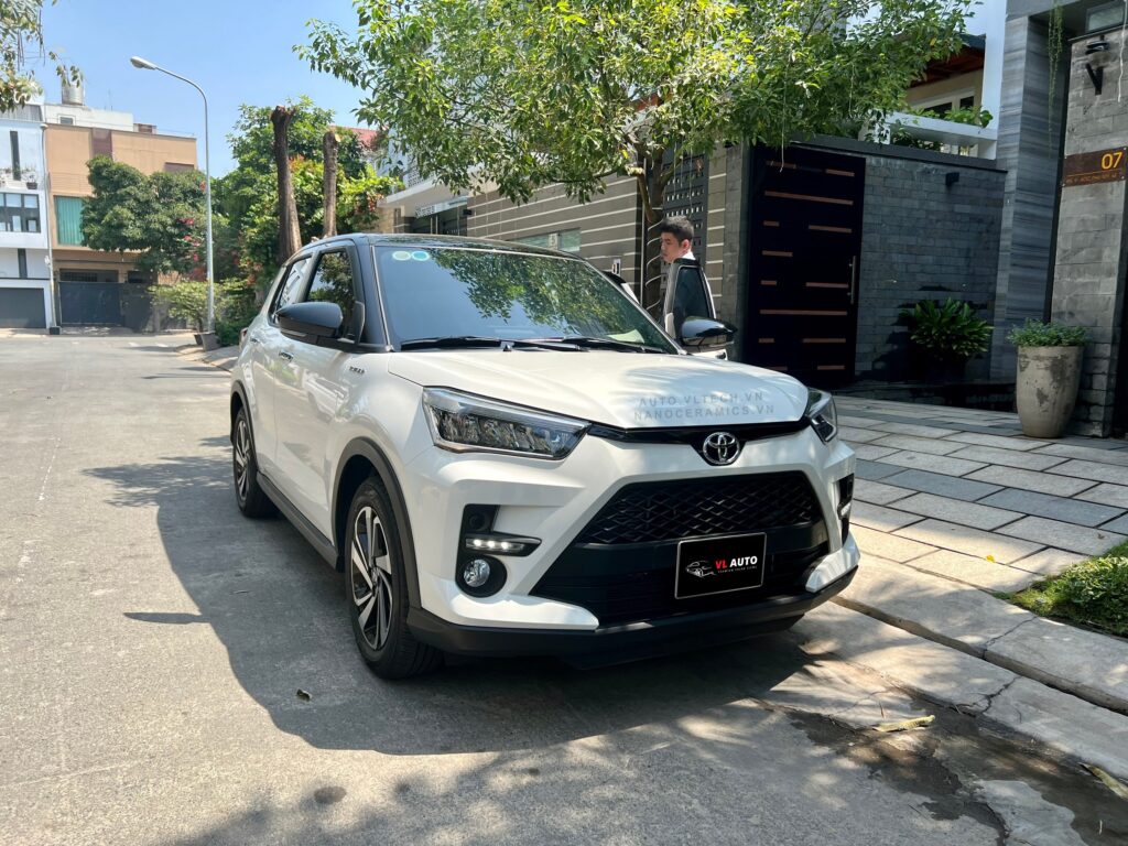Phim cách nhiệt Toyota Raize